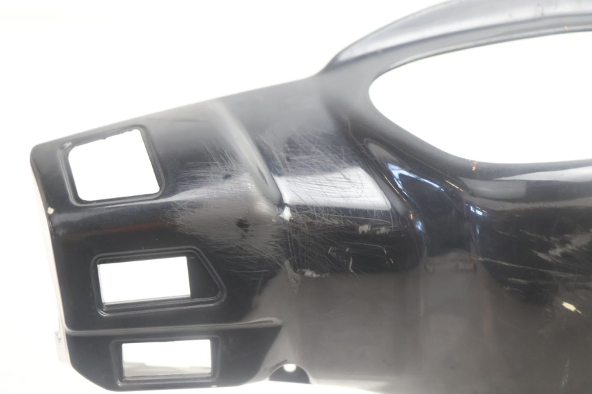 photo de CAPA DE GUIADOR TRASEIRA KYMCO LIKE 125 (2009 - 2016) - Detalhe da peça