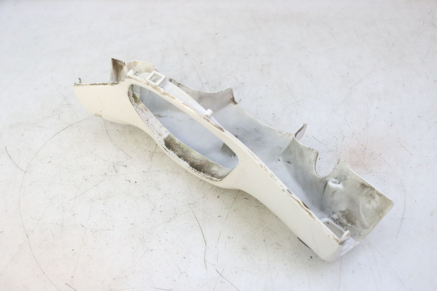 photo de COBERTURA TRASEIRA DO GUIDÃO PIAGGIO LXV 4T 50 (2009 - 2013) - Detalhe da peça