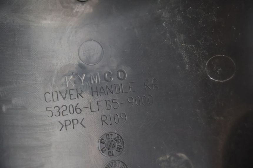 photo de COBERTURA TRASEIRA DO GUIDÃO KYMCO MOVIE S 125 (2009 - 2018) - Estado da superfície