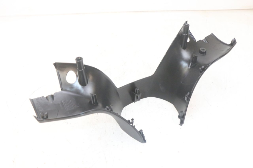 photo de CAPA DE GUIADOR TRASEIRA PIAGGIO MP3 HPE 300 (2019 - 2026) - Pontos de fixação