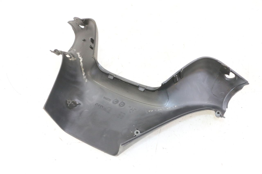 photo de COBERTURA TRASEIRA DO GUIDÃO PIAGGIO MP3 LT 300 (2010 - 2016) - Vista geral