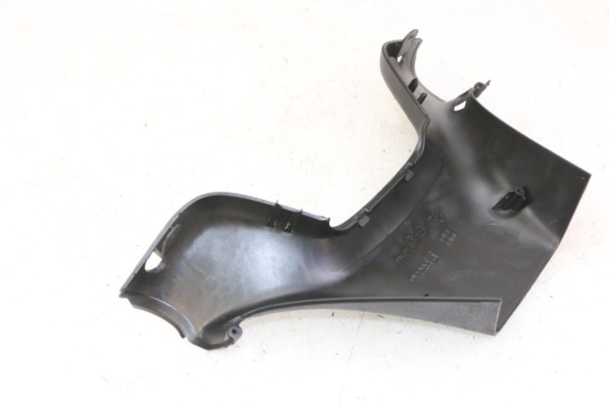 photo de CAPA DE GUIADOR TRASEIRA PIAGGIO MP3 500 (2011 - 2015) - Ampliação técnica