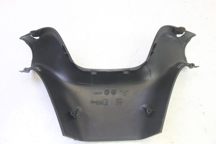 photo de COBERTURA TRASEIRA DO GUIDÃO PIAGGIO MP3 RL 250 (2006 - 2010) - Ampliação técnica