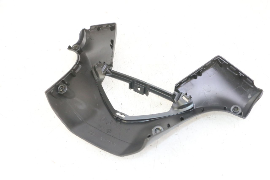 photo de COBERTURA TRASEIRA DO GUIDÃO GILERA NEXUS 125 (2009 - 2013) - Outro ângulo de visão
