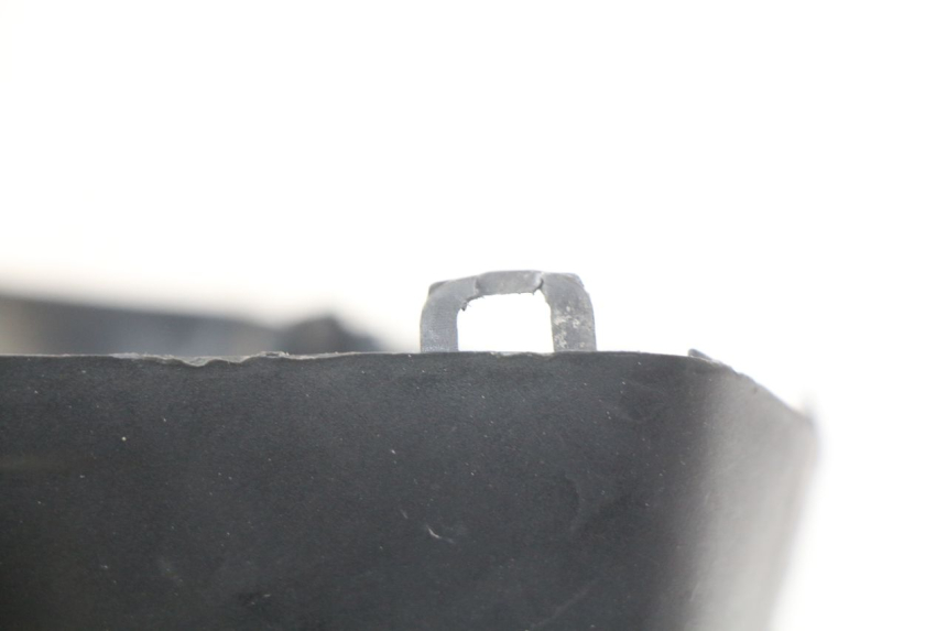 photo de COBERTURA TRASEIRA DO GUIDÃO HONDA NHX LEAD 110 (2008 - 2010) - Detalhe da peça