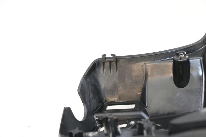 photo de COBERTURA TRASEIRA DO GUIDÃO HONDA NHX LEAD 110 (2008 - 2010) - Zoom do estado de desgaste