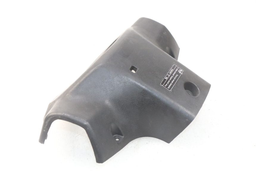 photo de CAPA DE GUIADOR TRASEIRA TNT MOTOR ROMA 10' 4T 50 (2019 - 2022) - Detalhe da peça