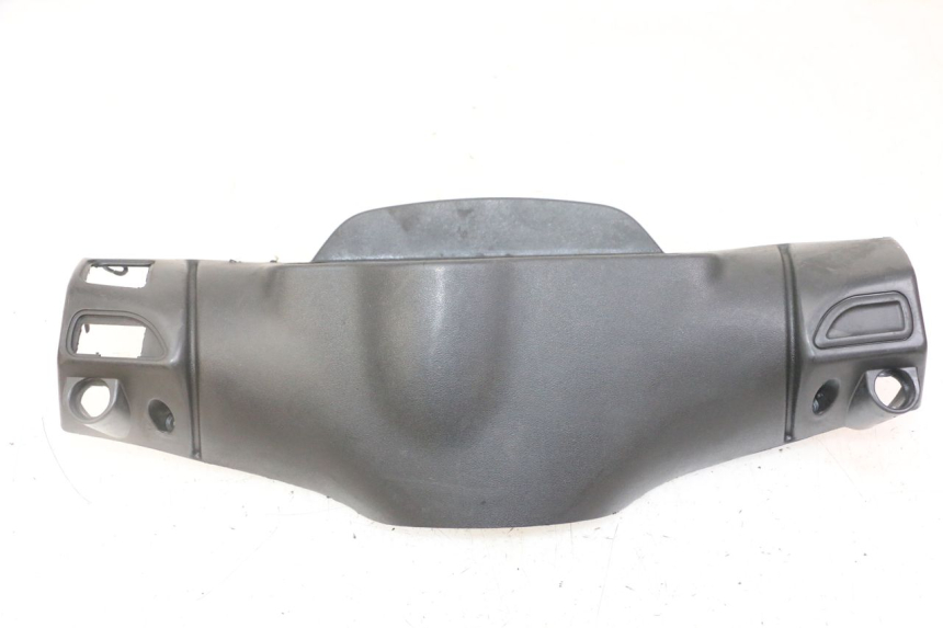 photo de CAPA DE GUIADOR TRASEIRA GILERA RUNNER SL 50 (2006 - 2009) - Detalhes característicos