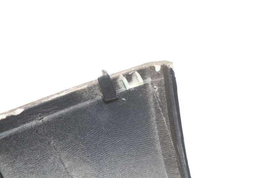 photo de COBERTURA TRASEIRA DO GUIDÃO JM MOTORS SC 4T 50 (2012 - 2017) - Zoom do estado de desgaste