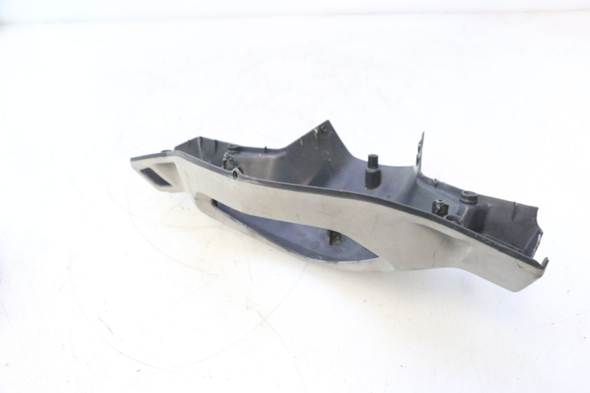 photo de COBERTURA TRASEIRA DO GUIDÃO HONDA SCV LEAD 100 (2003 - 2007) - Pontos de fixação