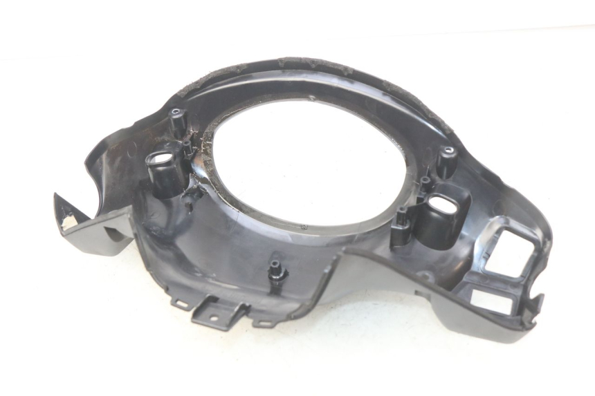 photo de COBERTURA TRASEIRA DO GUIDÃO SUZUKI SIXTEEN 125 (2008 - 2010) - Outro ângulo de visão