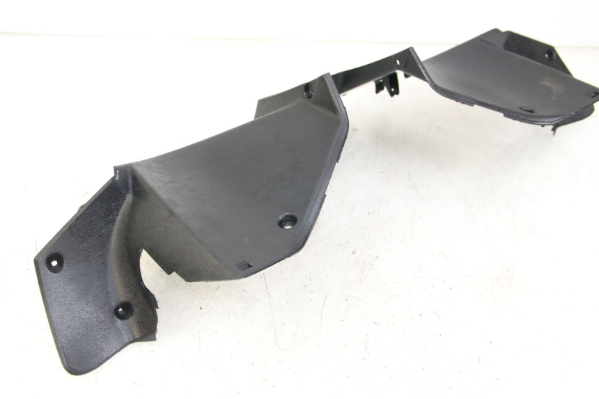 photo de COBERTURA TRASEIRA DO GUIDÃO MBK SKYCRUISER 125 (2006 - 2009) - Detalhe da peça