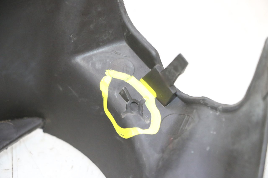 photo de COBERTURA TRASEIRA DO GUIDÃO YAMAHA SLIDER 50 (1999 - 2004) - Estado da superfície