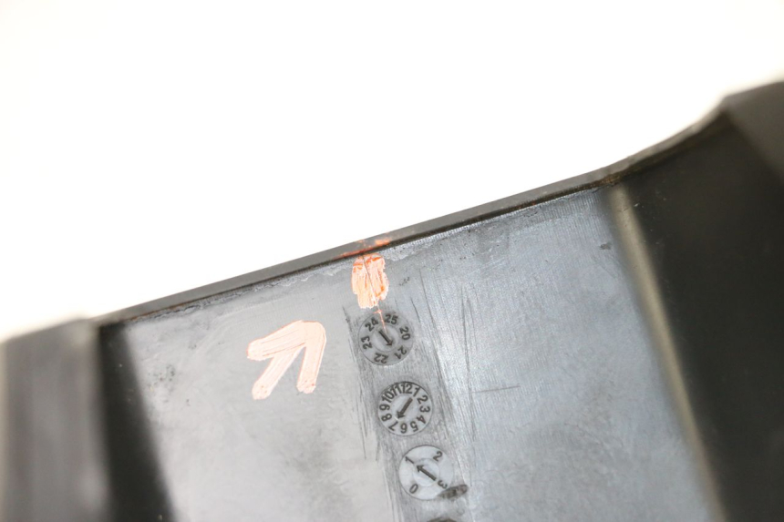 photo de CAPA DE GUIADOR TRASEIRA KYMCO SUPER 8 4T 50 (2021 - 2024) - Detalhe da peça