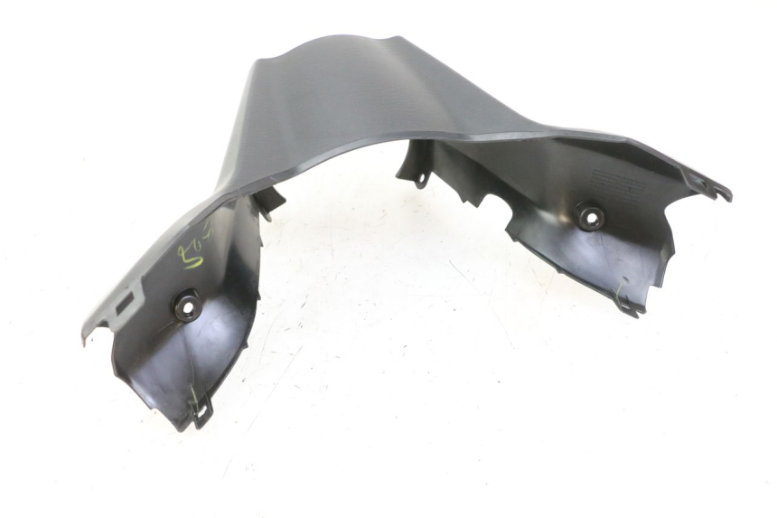 photo de CAPA DO GUIADOR TRASEIRO SUZUKI BURGMAN 125 (2018 - 2021) - Ampliação técnica