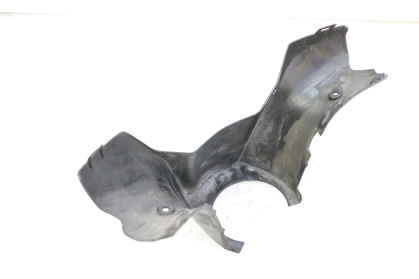 photo de COBERTURA TRASEIRA DO GUIDÃO SUZUKI BURGMAN 125 (2015 - 2017) - Detalhe da peça