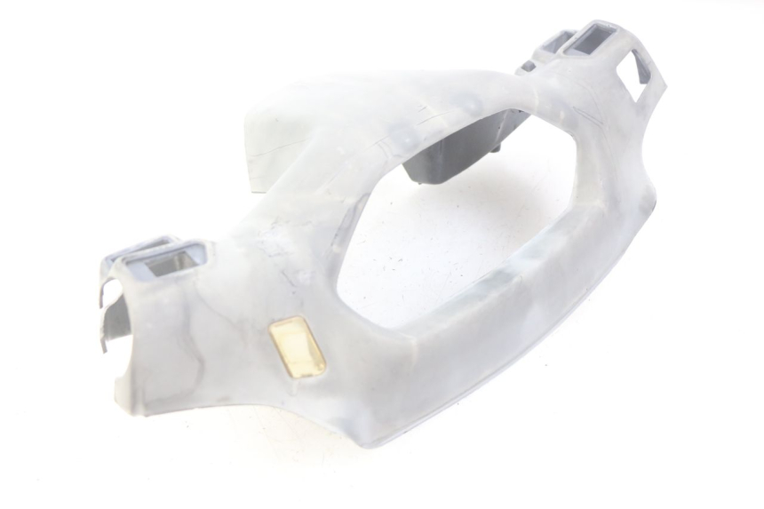 photo de COBERTURA TRASEIRA DO GUIDÃO PEUGEOT SV 125 (1991 - 1994) - Estado da superfície