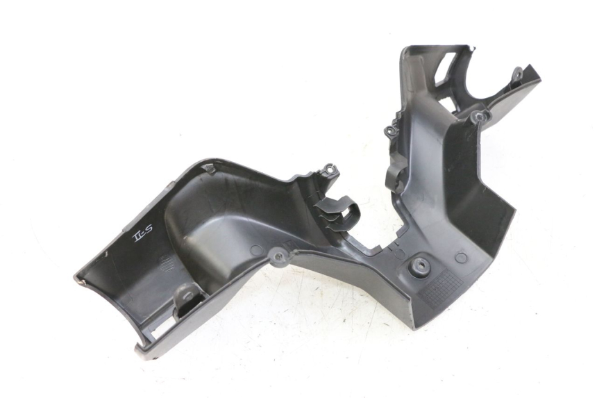 photo de COBERTURA TRASEIRA DO GUIDÃO APRILIA SXR 50 (2021 - 2023) - Peça verificada