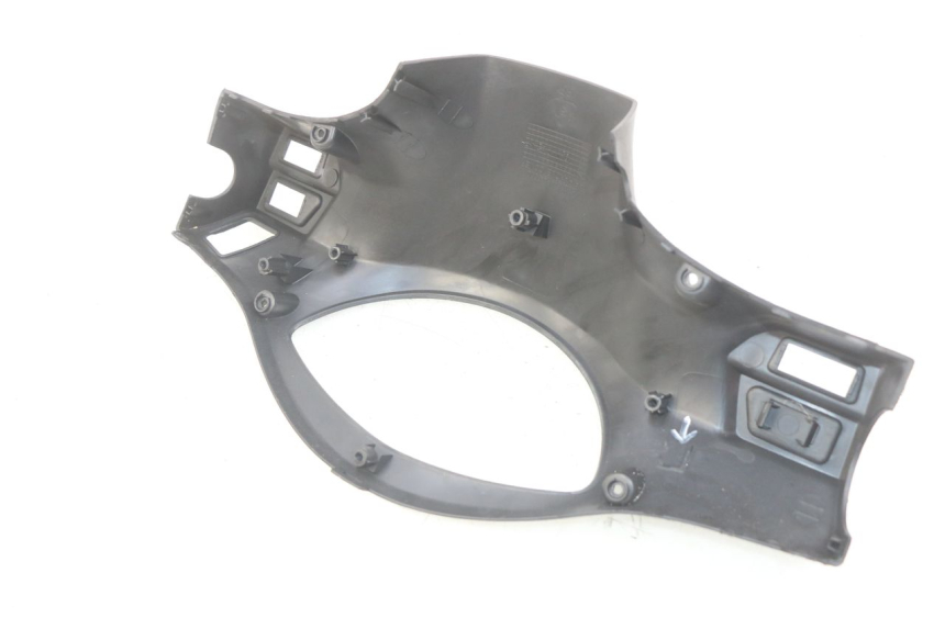 photo de COBERTURA TRASEIRA DO GUIDÃO PEUGEOT TWEET 4T 50 (2010 - 2014) - Detalhe da peça