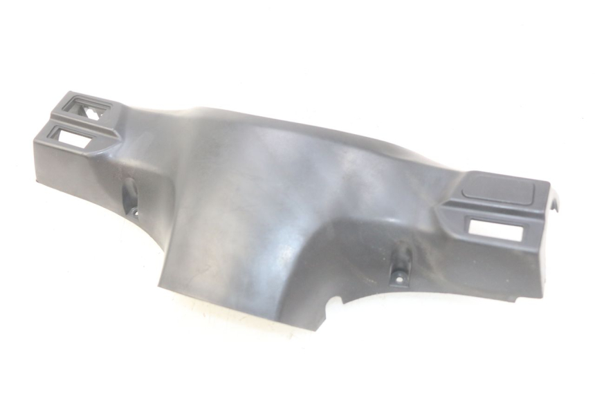photo de COBERTURA TRASEIRA DO GUIDÃO PEUGEOT TWEET 4T 50 (2010 - 2014) - Pontos de fixação