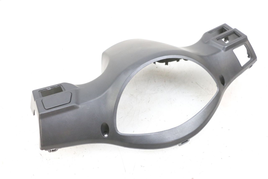 photo de CAPA DO GUIADOR TRASEIRO PEUGEOT TWEET PRO EFI 4T 50 (2021 - 2022) - Ampliação técnica