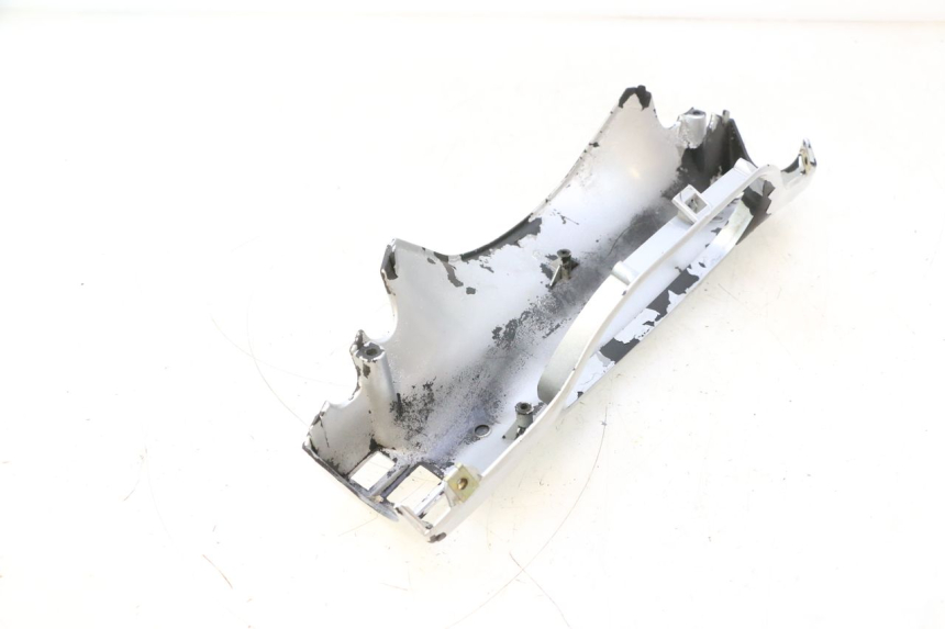 photo de COBERTURA TRASEIRA DO GUIDÃO PIAGGIO TYPHOON 50 (1993 - 1999) - Detalhe da peça