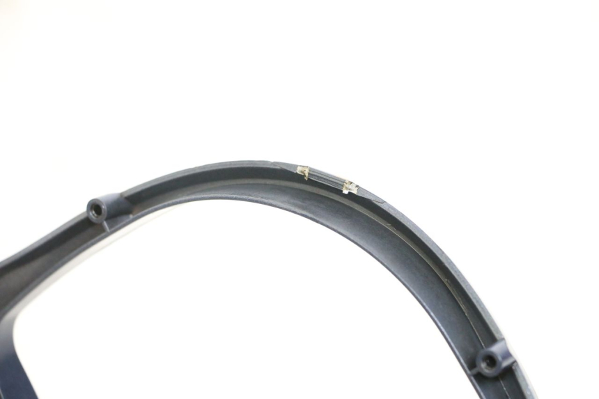 photo de COBERTURA TRASEIRA DO GUIDÃO PIAGGIO VESPA LX 125 (2005 - 2010) - Pontos de fixação