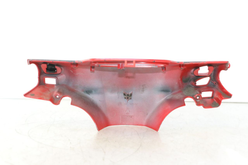 photo de COBERTURA TRASEIRA DO GUIDÃO PIAGGIO VESPA S 2T 50 (2007 - 2014) - Detalhes característicos