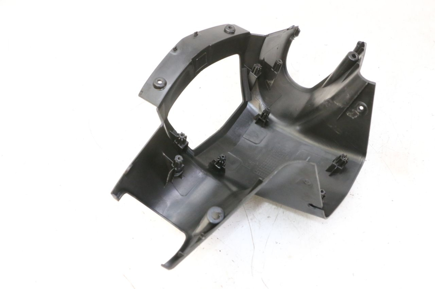 photo de COBERTURA TRASEIRA DO GUIDÃO PEUGEOT VIVACITY NEW 4T 50 (2008 - 2017) - Ampliação técnica