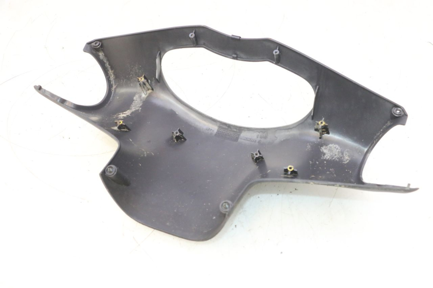photo de COBERTURA TRASEIRA DO GUIDÃO PEUGEOT VIVACITY 50 (1998 - 2003) - Pontos de fixação