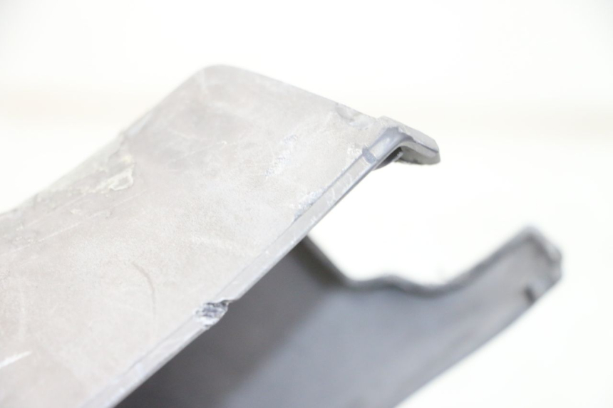 photo de COBERTURA TRASEIRA DO GUIDÃO PEUGEOT VIVACITY 100 (1999 - 2008) - Detalhe da peça