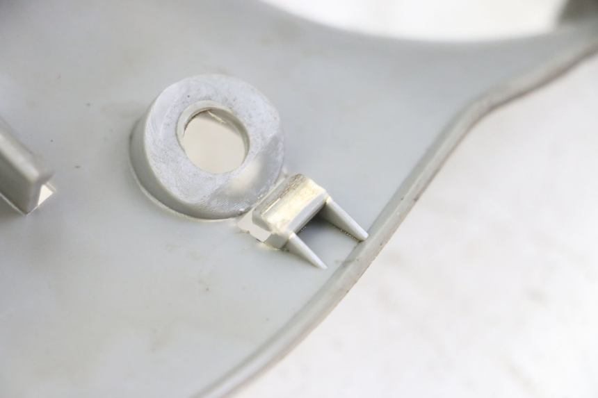 photo de COBERTURA TRASEIRA DO GUIDÃO YAMAHA WHY 50 (1998 - 2000) - Estado da superfície