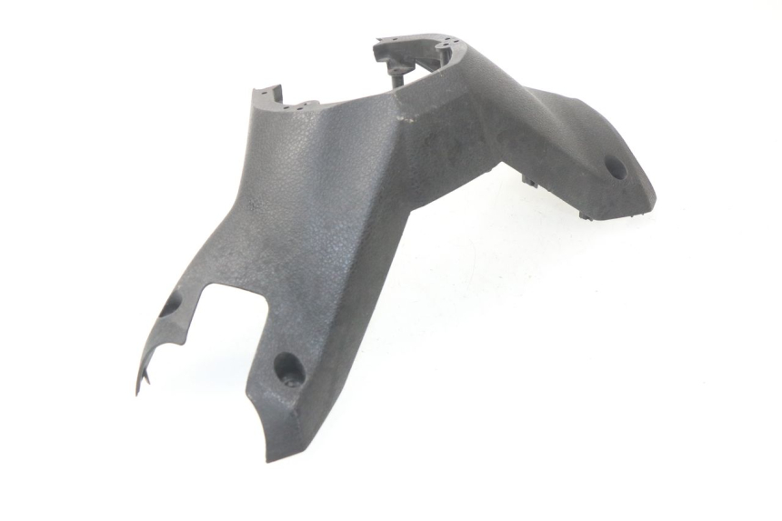 photo de CAPA DE GUIADOR TRASEIRA YAMAHA X-MAX XMAX 125 (2010 - 2013) - Outro ângulo de visão