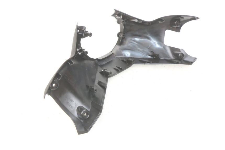 photo de CAPA DE GUIADOR TRASEIRA YAMAHA X-MAX XMAX 125 (2010 - 2013) - Zoom do estado de desgaste