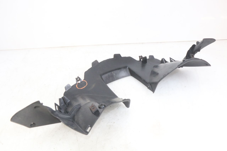 photo de COBERTURA TRASEIRA DO GUIDÃO YAMAHA X-MAX XMAX 250 (2006 - 2009) - Zoom do estado de desgaste