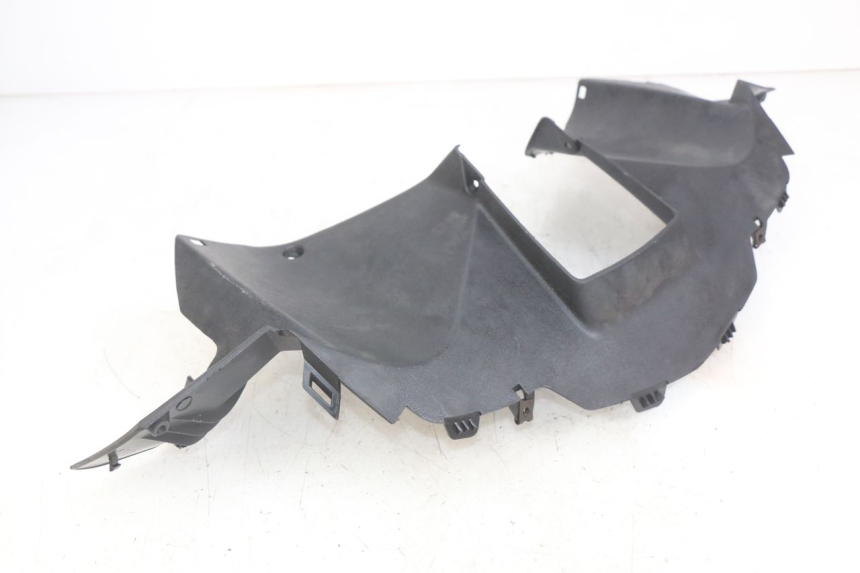 photo de COBERTURA TRASEIRA DO GUIDÃO YAMAHA X-MAX XMAX 250 (2006 - 2009) - Estado da superfície