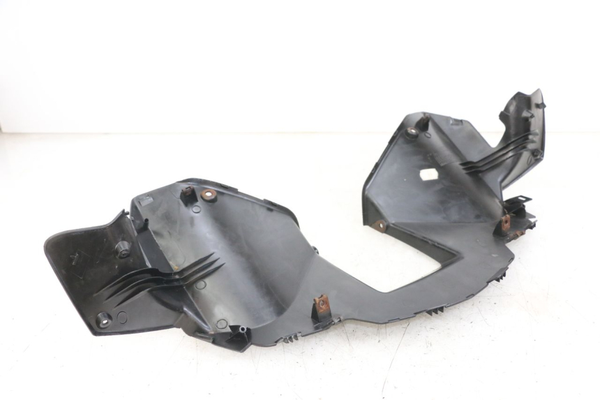 photo de COBERTURA TRASEIRA DO GUIDÃO YAMAHA X-MAX XMAX 250 (2006 - 2009) - Ampliação técnica