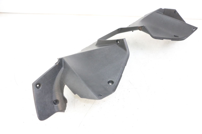 photo de COBERTURA TRASEIRA DO GUIDÃO YAMAHA XMAX X-MAX 125 (2006 - 2009) - Outro ângulo de visão