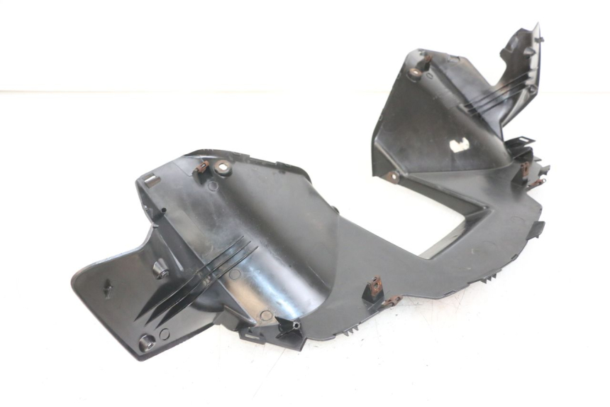 photo de COBERTURA TRASEIRA DO GUIDÃO YAMAHA XMAX X-MAX 125 (2006 - 2009) - Ampliação técnica