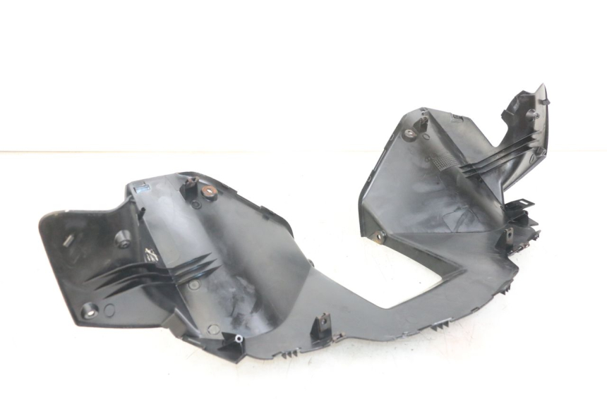 photo de COBERTURA TRASEIRA DO GUIDÃO YAMAHA XMAX X-MAX 125 (2006 - 2009) - Vista geral