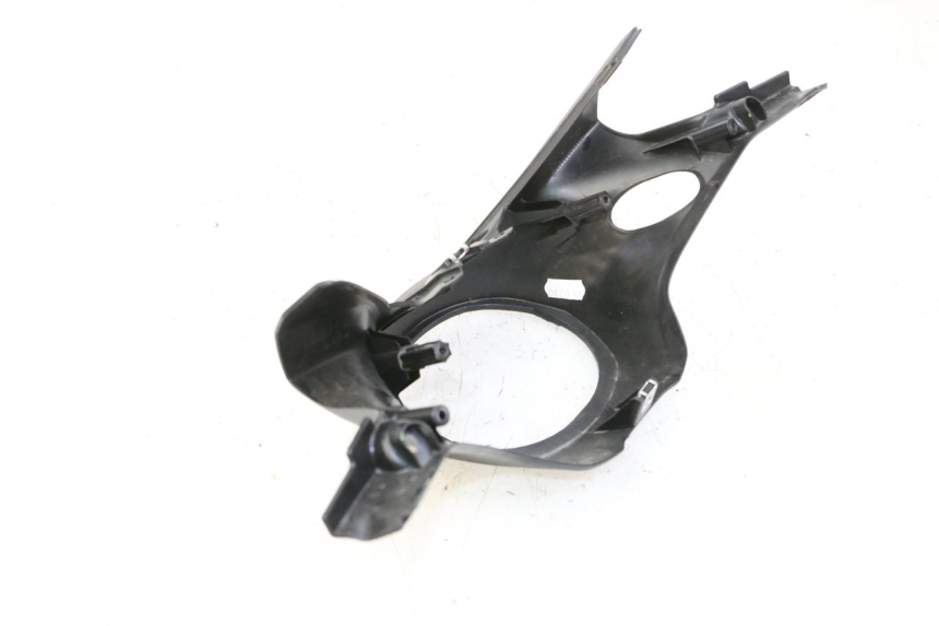 photo de COBERTURA TRASEIRA DO GUIDÃO YAMAHA XMAX X-MAX 125 (2021 - 2025) - Outro ângulo de visão