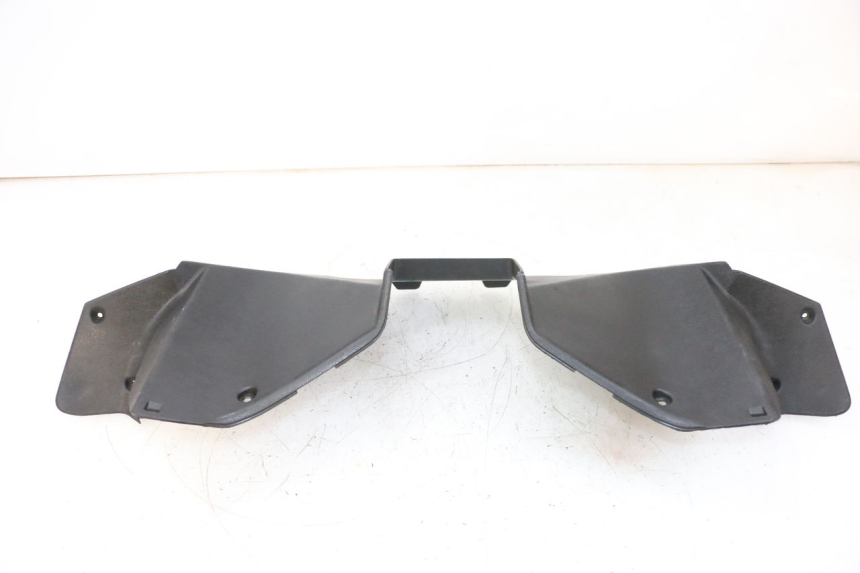 photo de COBERTURA TRASEIRA DO GUIDÃO YAMAHA XMAX X-MAX 125 (2006 - 2009) - Outro ângulo de visão