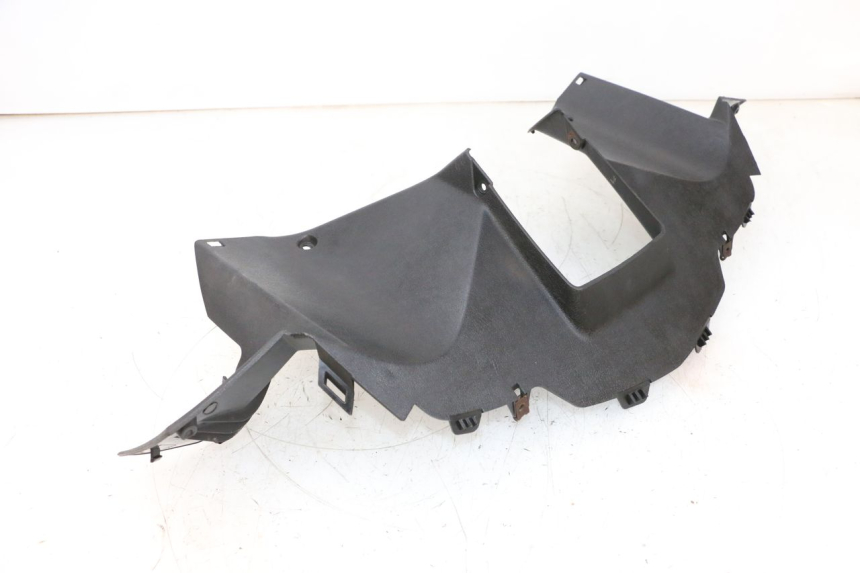photo de COBERTURA TRASEIRA DO GUIDÃO YAMAHA XMAX X-MAX 125 (2006 - 2009) - Ampliação técnica