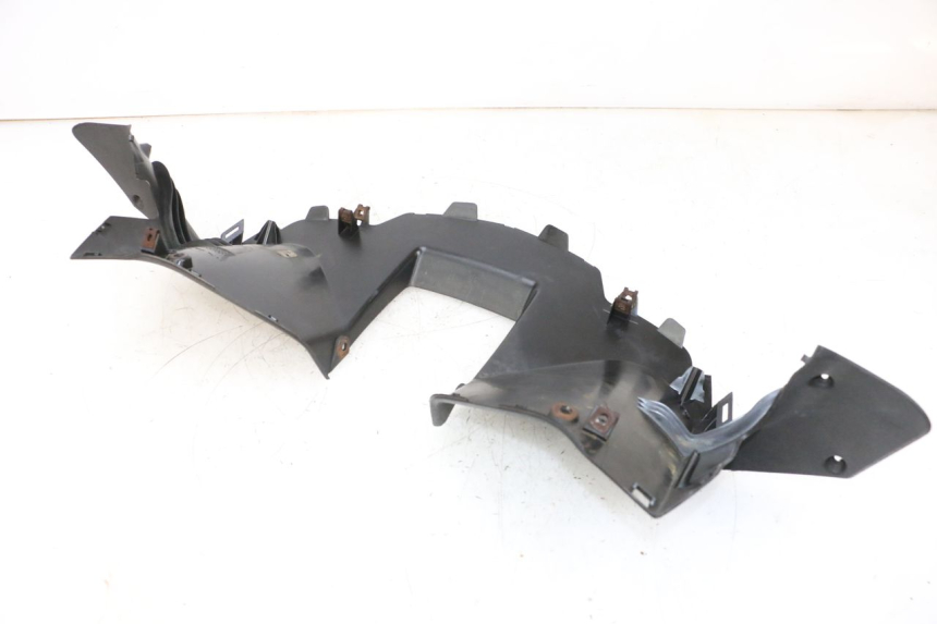 photo de COBERTURA TRASEIRA DO GUIDÃO YAMAHA XMAX X-MAX 125 (2006 - 2009) - Peça verificada