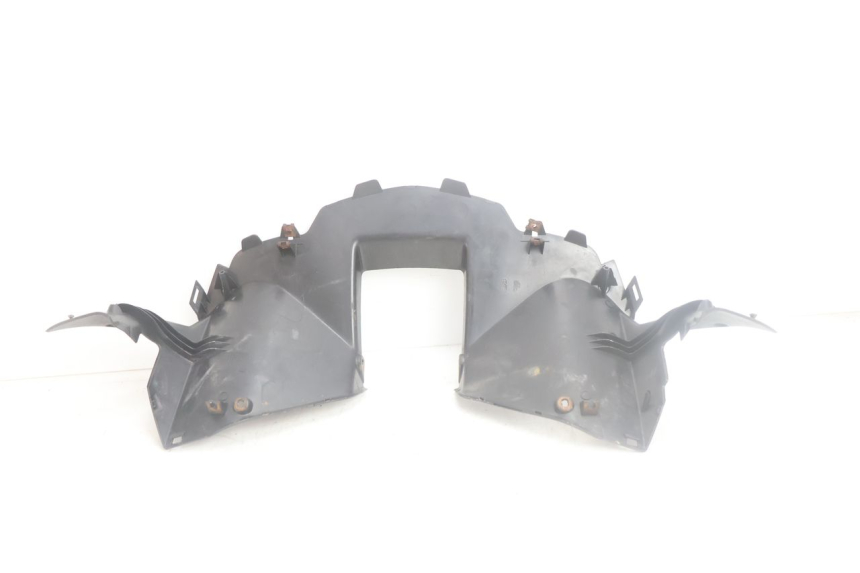 photo de COBERTURA TRASEIRA DO GUIDÃO YAMAHA XMAX X-MAX 125 (2006 - 2009) - Pontos de fixação
