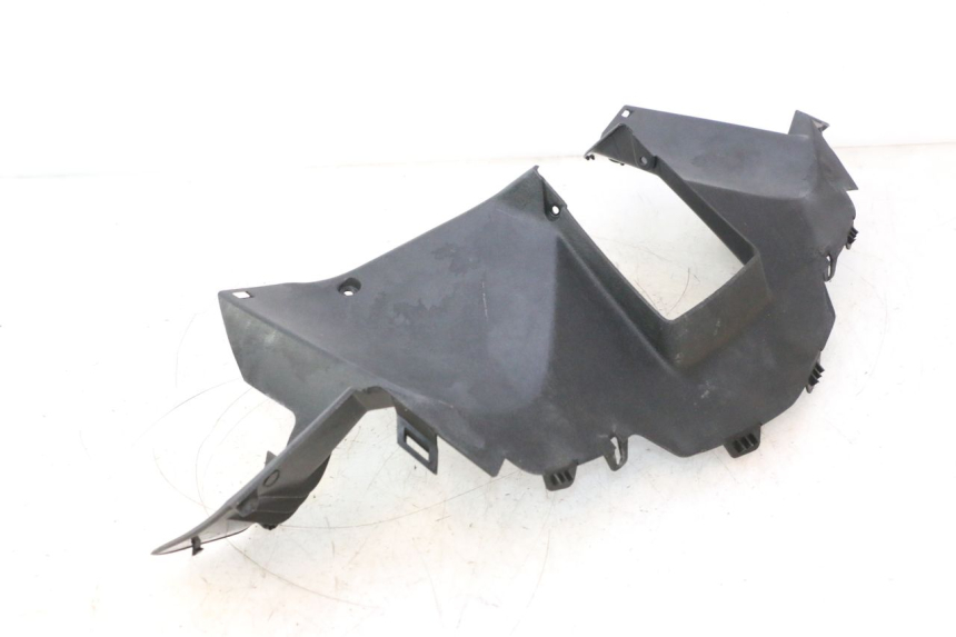 photo de COBERTURA TRASEIRA DO GUIDÃO YAMAHA XMAX X-MAX 125 (2006 - 2009) - Ampliação técnica