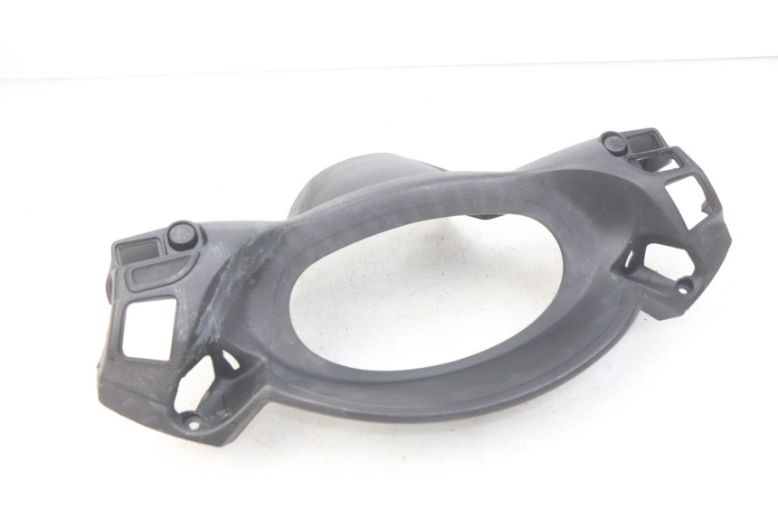 photo de CAPA DE GUIADOR TRASEIRA PIAGGIO X7 125 (2007 - 2013) - Pontos de fixação