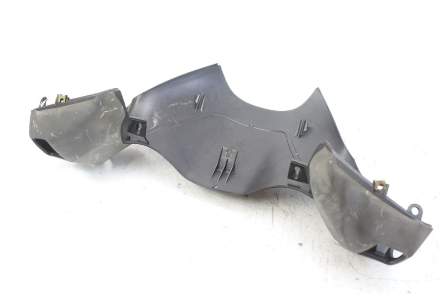 photo de COBERTURA TRASEIRA DO GUIDÃO PIAGGIO X9 EVOLUTION 125 (2003 - 2007) - Pontos de fixação