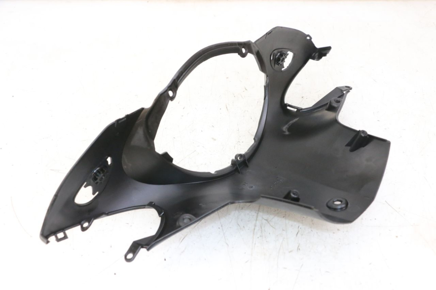 photo de COBERTURA TRASEIRA DO GUIDÃO YAMAHA NEOS NEO'S 4T 50 (2008 - 2016) - Zoom do estado de desgaste