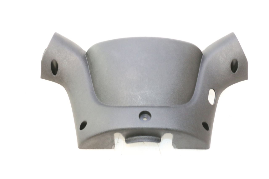photo de CAPA DO GUIADOR TRASEIRO YAMAHA YP MAJESTY 125 (1998 - 2001) - Detalhe da peça